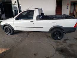 FIAT - STRADA - 2000/2001 - Branca - R$ 26.900,00